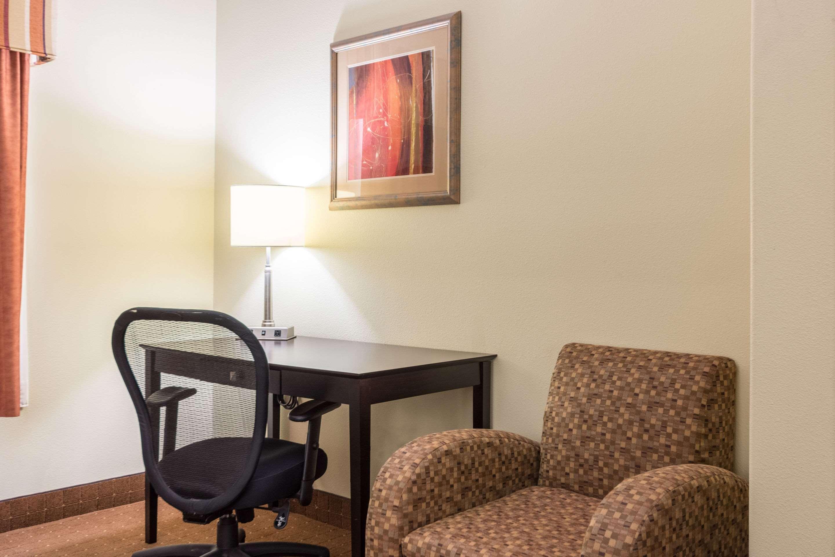 Comfort Inn & Suites Scott-West Lafayette Экстерьер фото